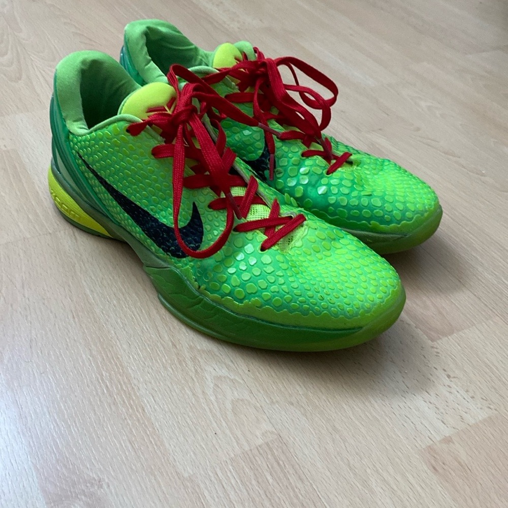 Nike Kobe 6 “Grinches” (Best Offer)